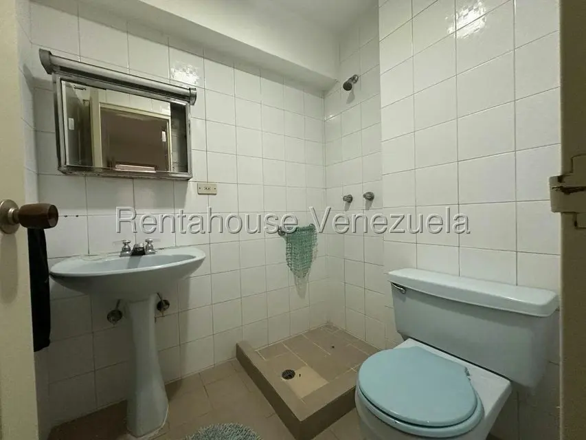 Apartamento (Penthouse) en Venta en Cumbres de Curumo, Distrito Metropolitano - 37