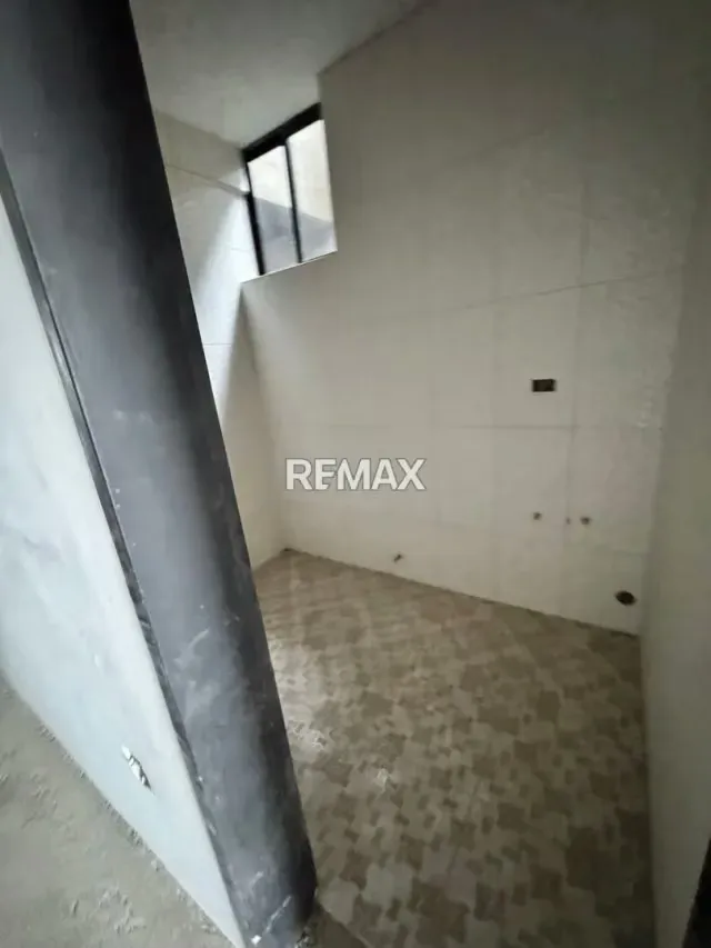 En Venta Edificio de 3 niveles ubicado en Guanare, Av. 1 del Sector La Comunidad, Guanare, Portuguesa, Venezuela - 10