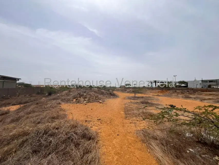 Terreno (Comercial) en Venta en Punto Fijo, Falcon - 12