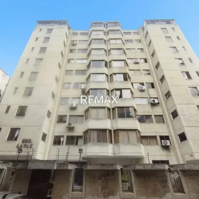 En Venta Apartamento en Prebo a remodelar
