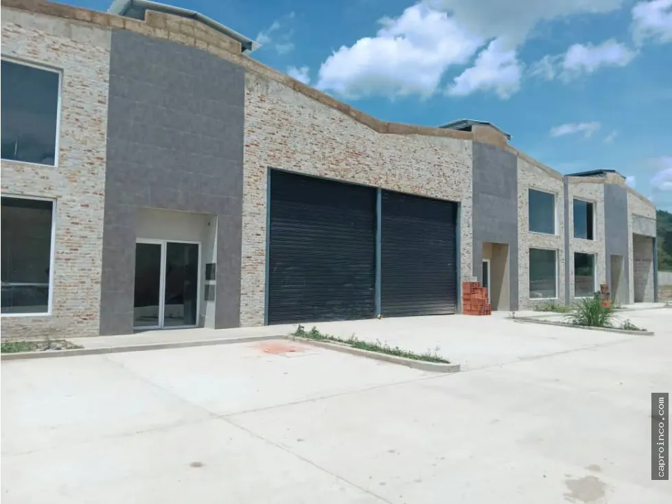 Galpón Industrial a Estrenar, Al Mejor Precio por m². TCL G 9799143 - 21
