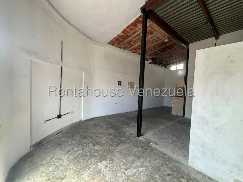 Local Comercial en Alquiler en Parroquia Juan de Villegas, Lara - 7