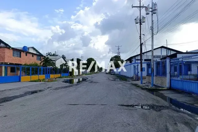 Quieres ser parte del Crecimiento Industrial de Acarigua, tengo un Galpon para TI.