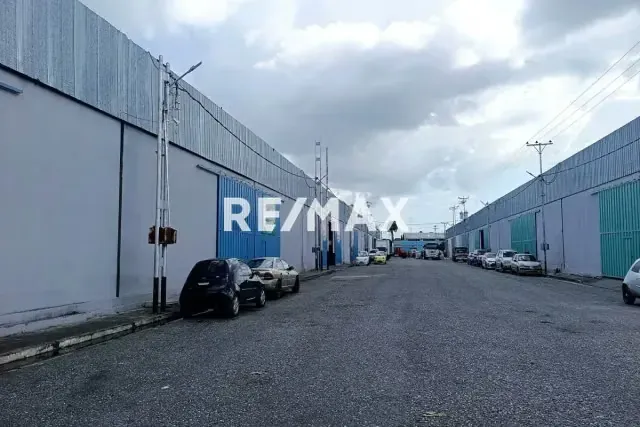 Quieres ser parte del Crecimiento Industrial de Acarigua, tengo un Galpon para TI. - 3