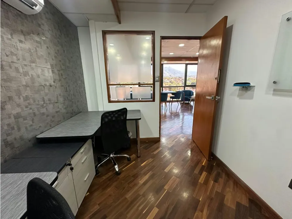 Se Alquila Oficina 5m² 1b+2e Macaracuay - 8