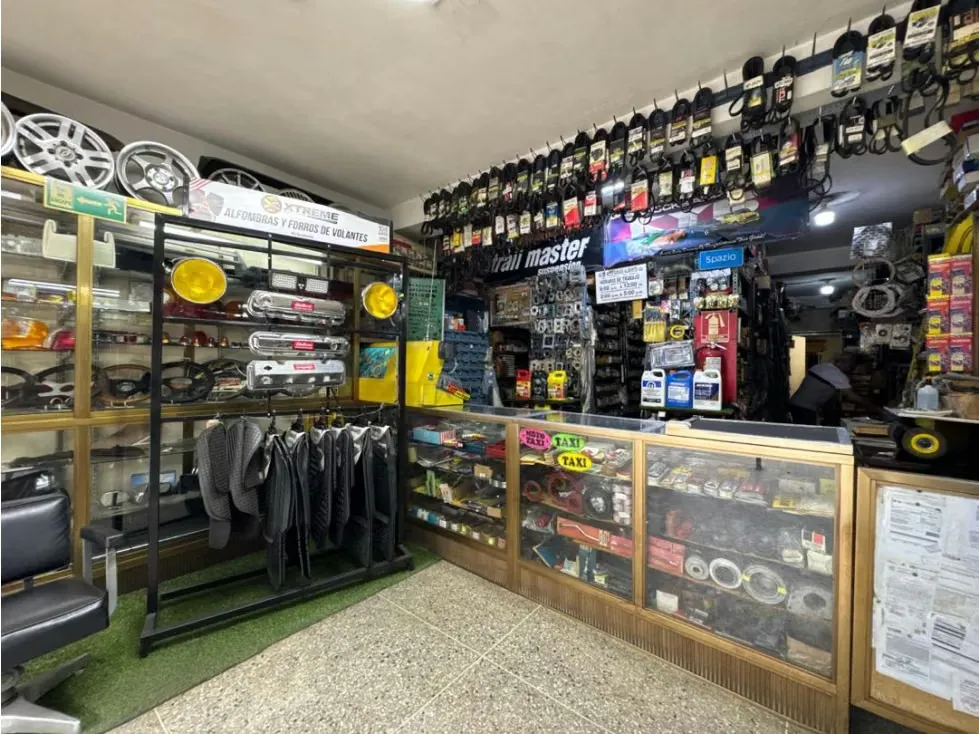 Edifcio Comercial Venta Catia 368000$ aceptamos financiamiento - 5
