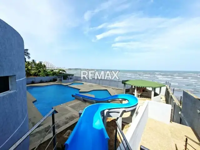 En Venta Apartamento En Obra Gris – Edificio Wasaki, Av. Silva (Tucacas)