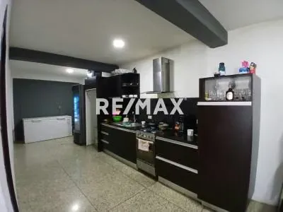 EN VENTA LOCAL COMECIAL VILLA PODUCTIVA AV FLOENCIO GIMENEZ - 2