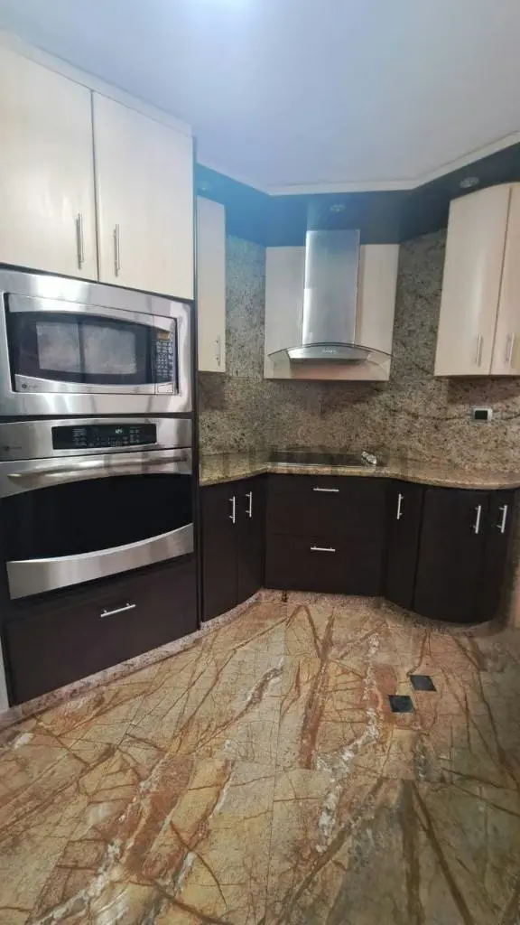 En venta Hermoso Penthouse con vista al Àvila - 6