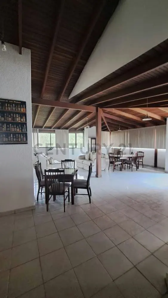 En venta Hermoso Penthouse con vista al Àvila - 8