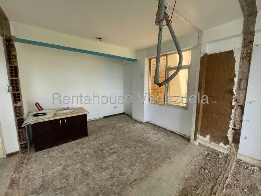 Apartamento (1 Nivel) en Venta en Colinas de Bello Monte, Distrito Metropolitano - 24