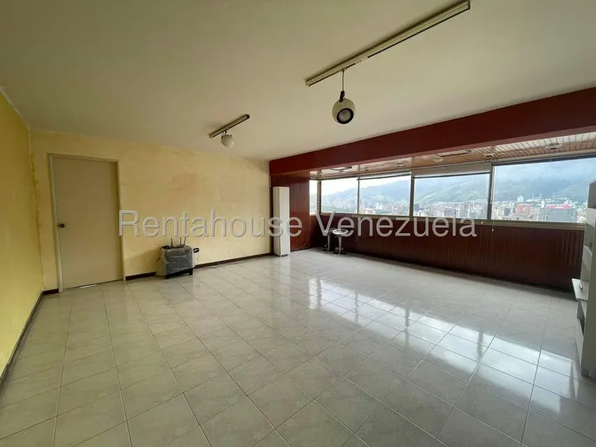 Apartamento (1 Nivel) en Venta en Colinas de Bello Monte, Distrito Metropolitano - 6