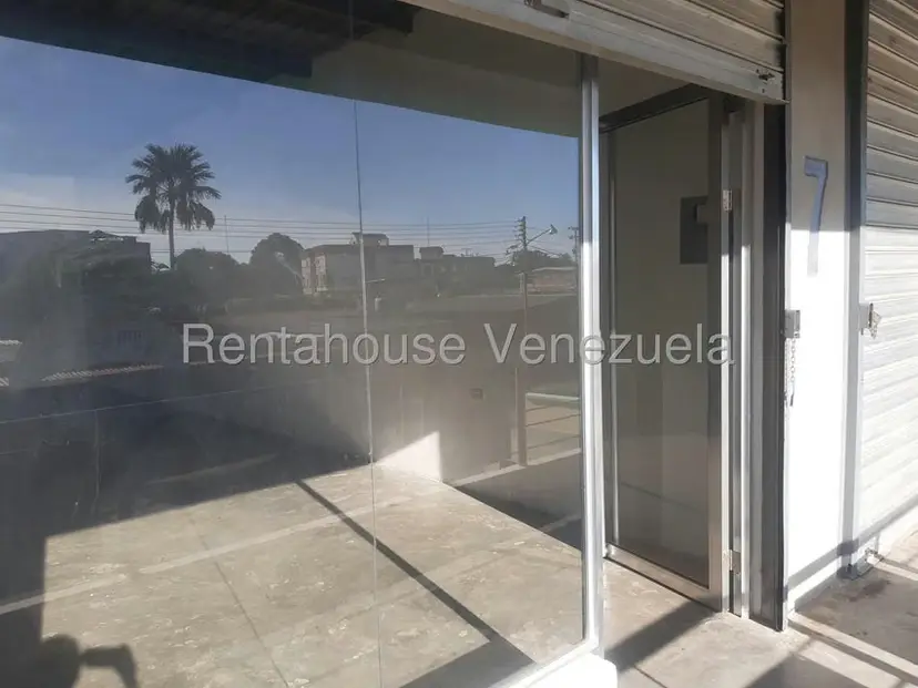Local Comercial en Alquiler en Avenida Bolivar, Zulia