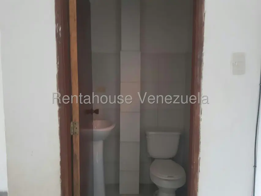 Local Comercial en Alquiler en Avenida Bolivar, Zulia - 8