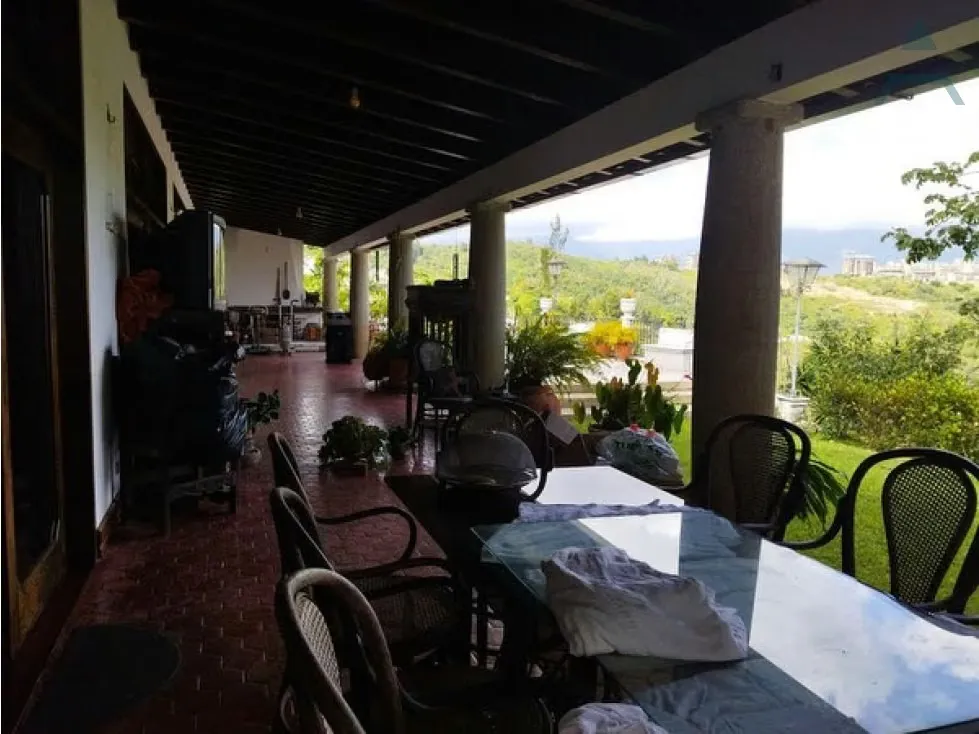 Se vende Casa 1.874,50m² 4h/3b/7p La Lagunita