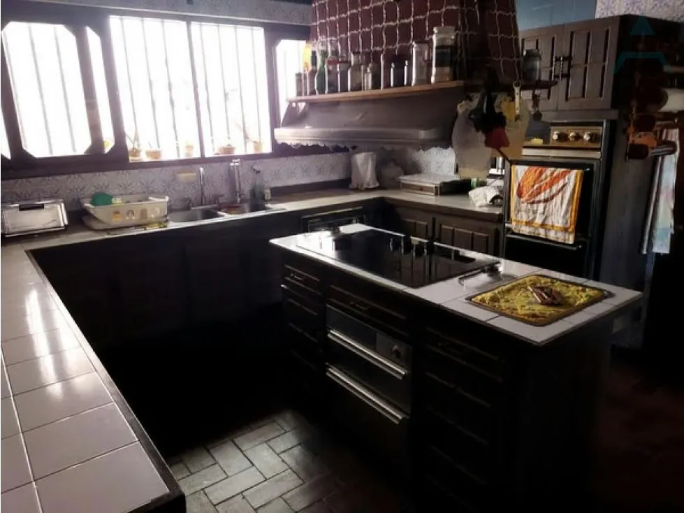 Se vende Casa 1.874,50m² 4h/3b/7p La Lagunita - 7