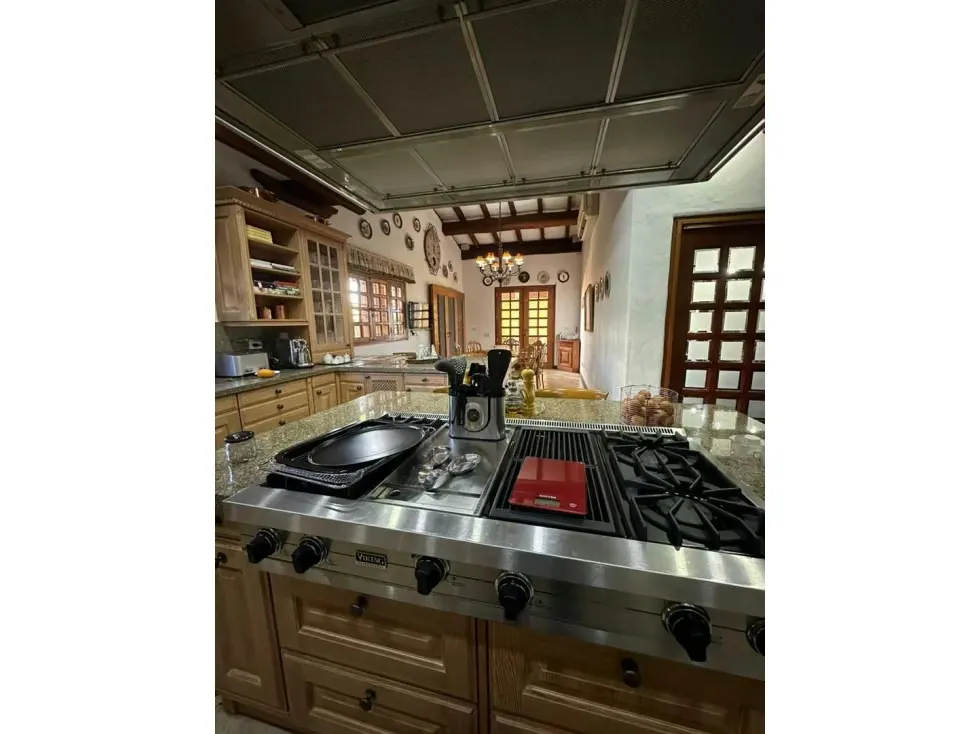 Se vende casa 900m2 La Lagunita 8541 - 9