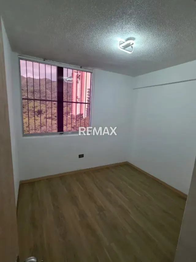 Venta Apartamento remodelado - Las Chimeneas - Valencia - (87 Mts.) - 9