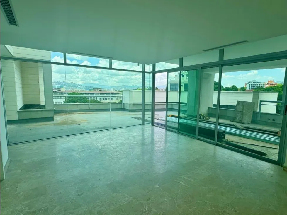 En Venta Apartamento Triplex en La Castellana. Chacao - Caracas - 11