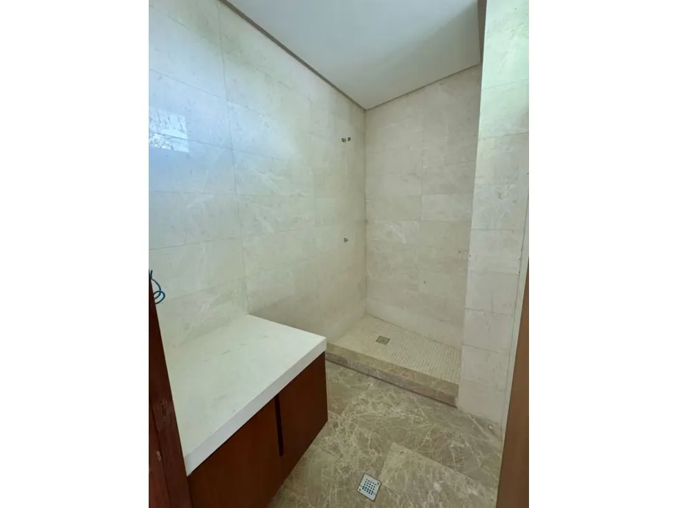 En Venta Apartamento Triplex en La Castellana. Chacao - Caracas - 26