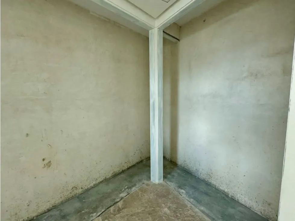 En Venta Apartamento Triplex en La Castellana. Chacao - Caracas - 31