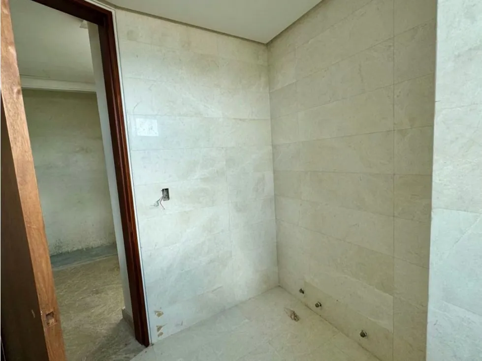 En Venta Apartamento Triplex en La Castellana. Chacao - Caracas - 34