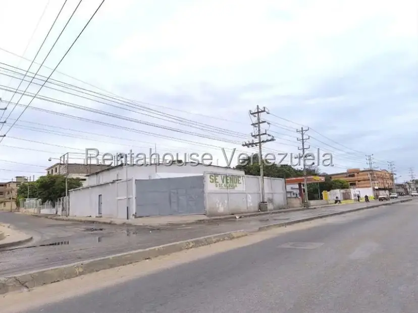 Comercial (Galpon - Deposito) en Venta en Los Haticos, Zulia