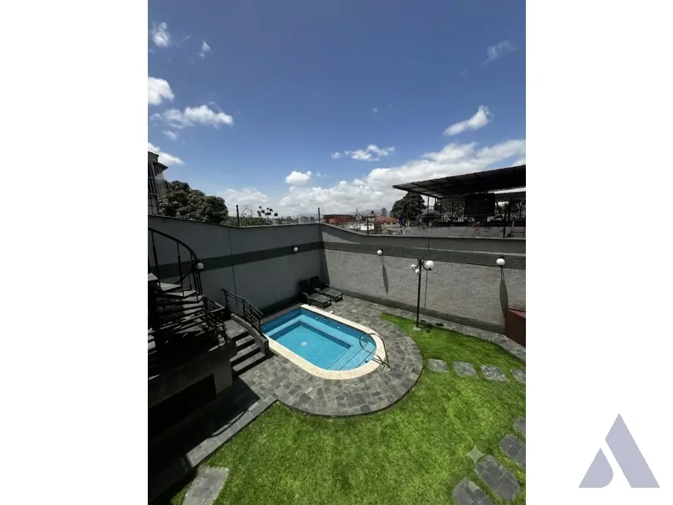 Vendo casa 550m2 San Bernardino 4130
