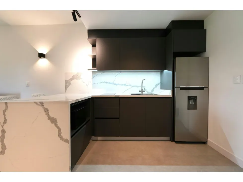 Moderno apartamento ejecutivo en alquiler en Altamira 55 M2 - 14