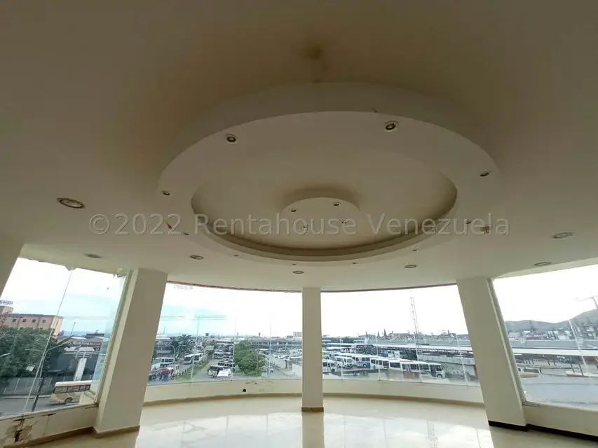 Local Comercial en Alquiler en Castillito, Carabobo - 11