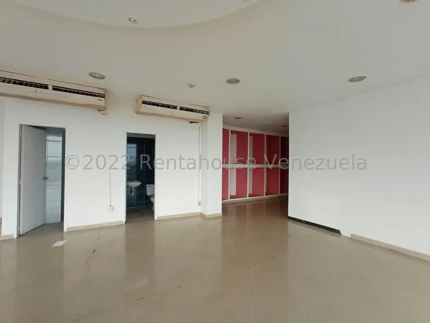 Local Comercial en Alquiler en Castillito, Carabobo - 6