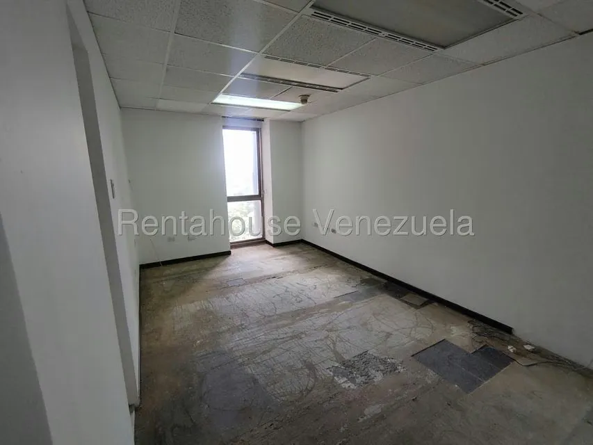 Oficina en Venta en Los Palos Grandes, Distrito Metropolitano - 21