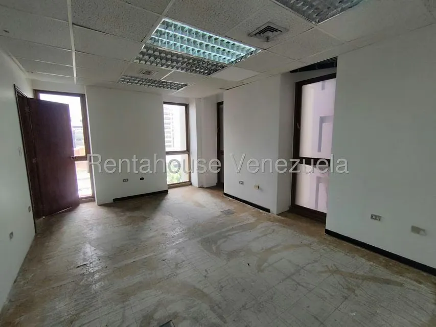 Oficina en Venta en Los Palos Grandes, Distrito Metropolitano - 6