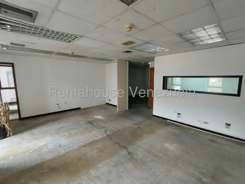 Oficina en Venta en Los Palos Grandes, Distrito Metropolitano - 10