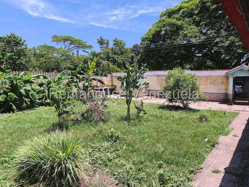 Casa (1 Nivel) en Venta en Club Campestre El Paraiso, Miranda - 3