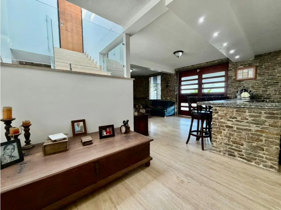 Se Alquila Casa 2200m² 4h/6b/20p La Lagunita - 4