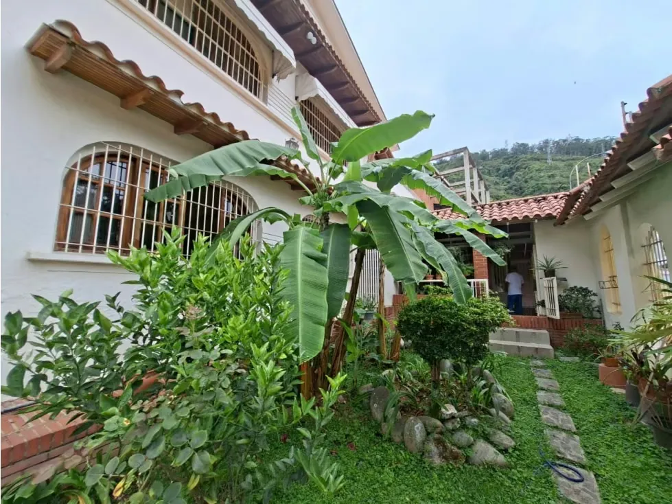 Vendo casa familiar 450m2 Alta Florida 2845 - 3