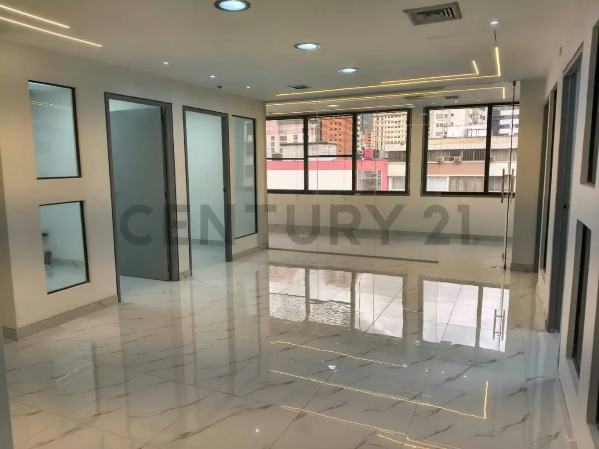 TU PROXIMO CENTRO DE NEGOCIOS EN ELCORAZON DE SABANA GRANDE ! - 5