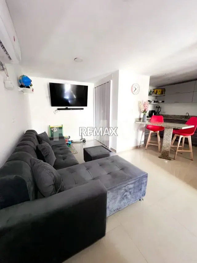 Town house actualizado en venta en el Conjunto Residencial Villa Niza, San Francisco - 3