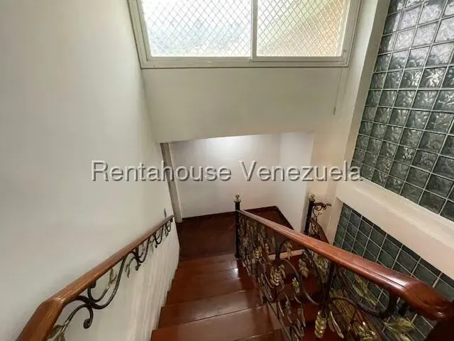 Casa (Multipes Niveles) en Venta en Prados del Este, Distrito Metropolitano - 15