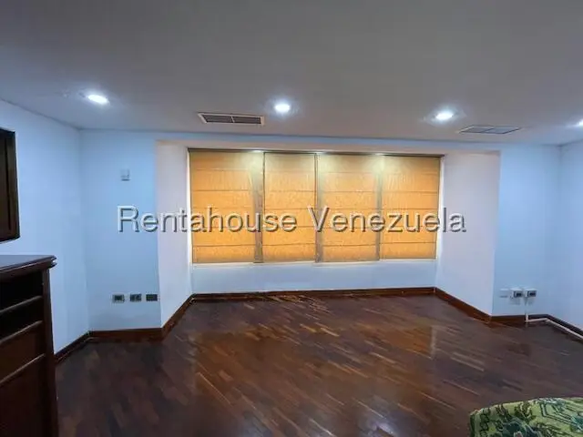 Casa (Multipes Niveles) en Venta en Prados del Este, Distrito Metropolitano - 18