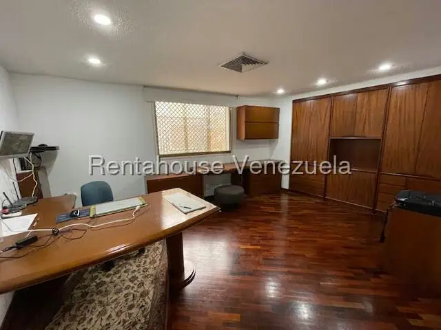 Casa (Multipes Niveles) en Venta en Prados del Este, Distrito Metropolitano - 29