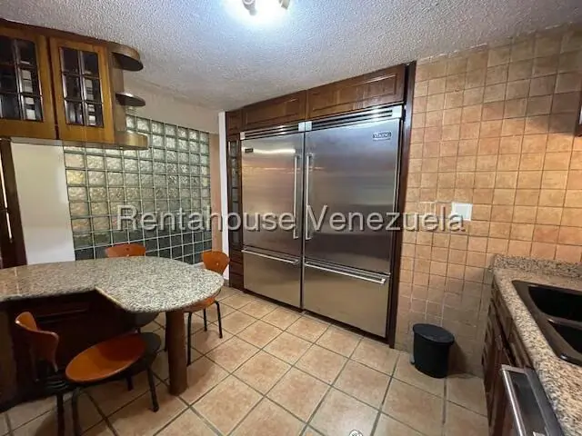 Casa (Multipes Niveles) en Venta en Prados del Este, Distrito Metropolitano - 36