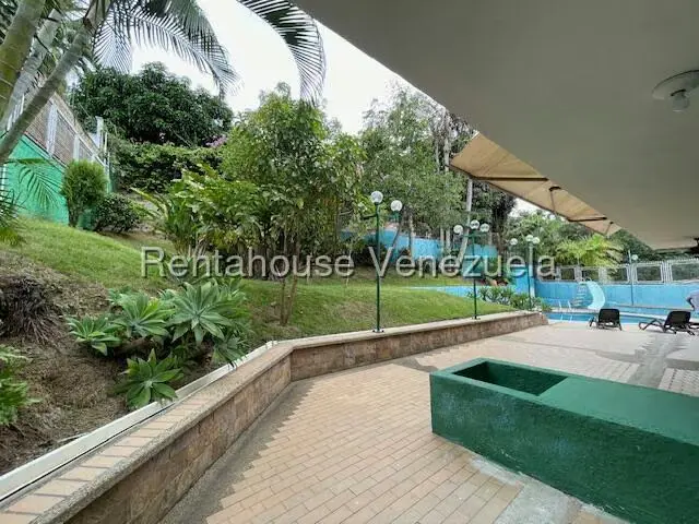Casa (Multipes Niveles) en Venta en Prados del Este, Distrito Metropolitano - 38