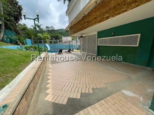 Casa (Multipes Niveles) en Venta en Prados del Este, Distrito Metropolitano - 51
