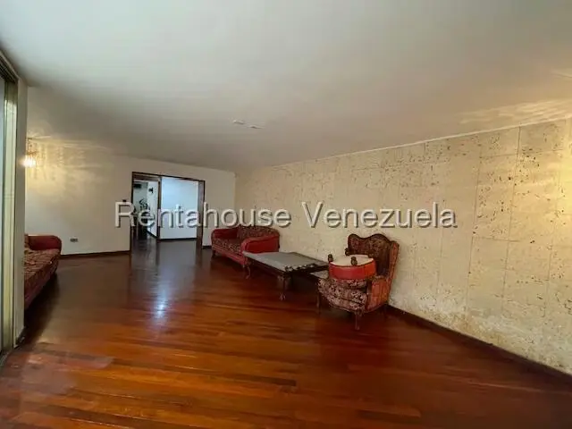 Casa (Multipes Niveles) en Venta en Prados del Este, Distrito Metropolitano - 58