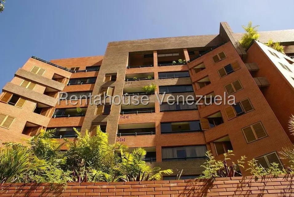 Apartamento (1 Nivel) en Venta en Los Chorros, Distrito Metropolitano - 11