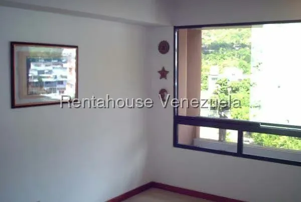 Apartamento (1 Nivel) en Venta en Los Chorros, Distrito Metropolitano - 3