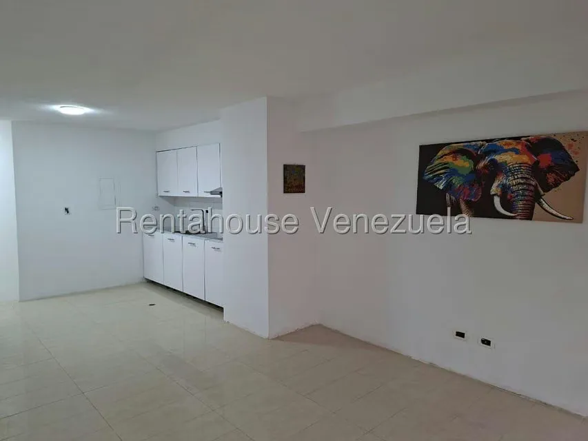 Apartamento (1 Nivel) en Venta en Los Chorros, Distrito Metropolitano - 25
