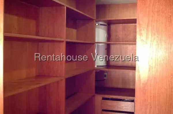 Apartamento (1 Nivel) en Venta en Los Chorros, Distrito Metropolitano - 5
